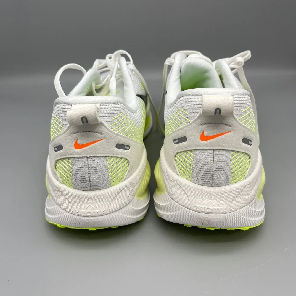 Nike Vomero 18 Mens 10.5 Performance Running Shoes White Volt ZoomX ReactX